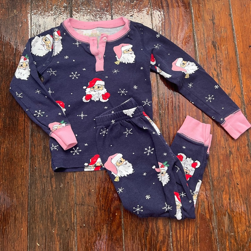 Beaufort Bonnet Santa’s Pajamas